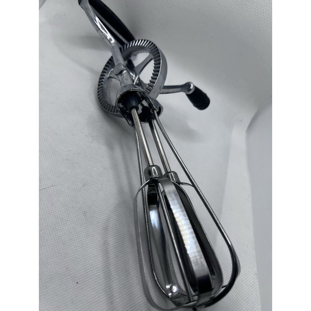 Vintage EKCO Best Hand Mixer Stainless Steel retro kitchen mixer black spin